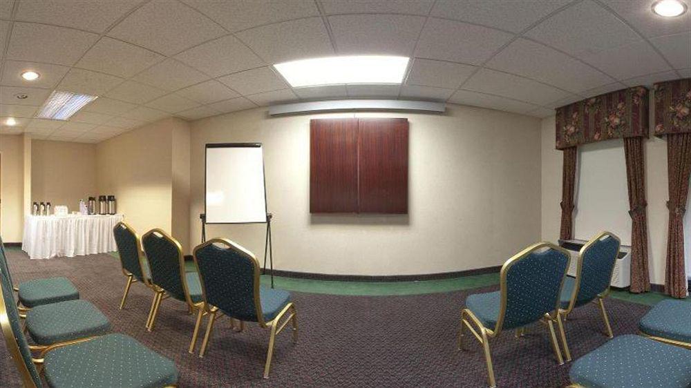 Holiday Inn Express & Suites Allentown-Dorney Park Area By Ihg Exterior foto